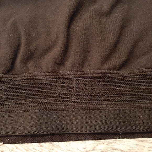 Victoria Secret PINK Sports Bras (2 in bundle) Size Med - Picture 3 of 9